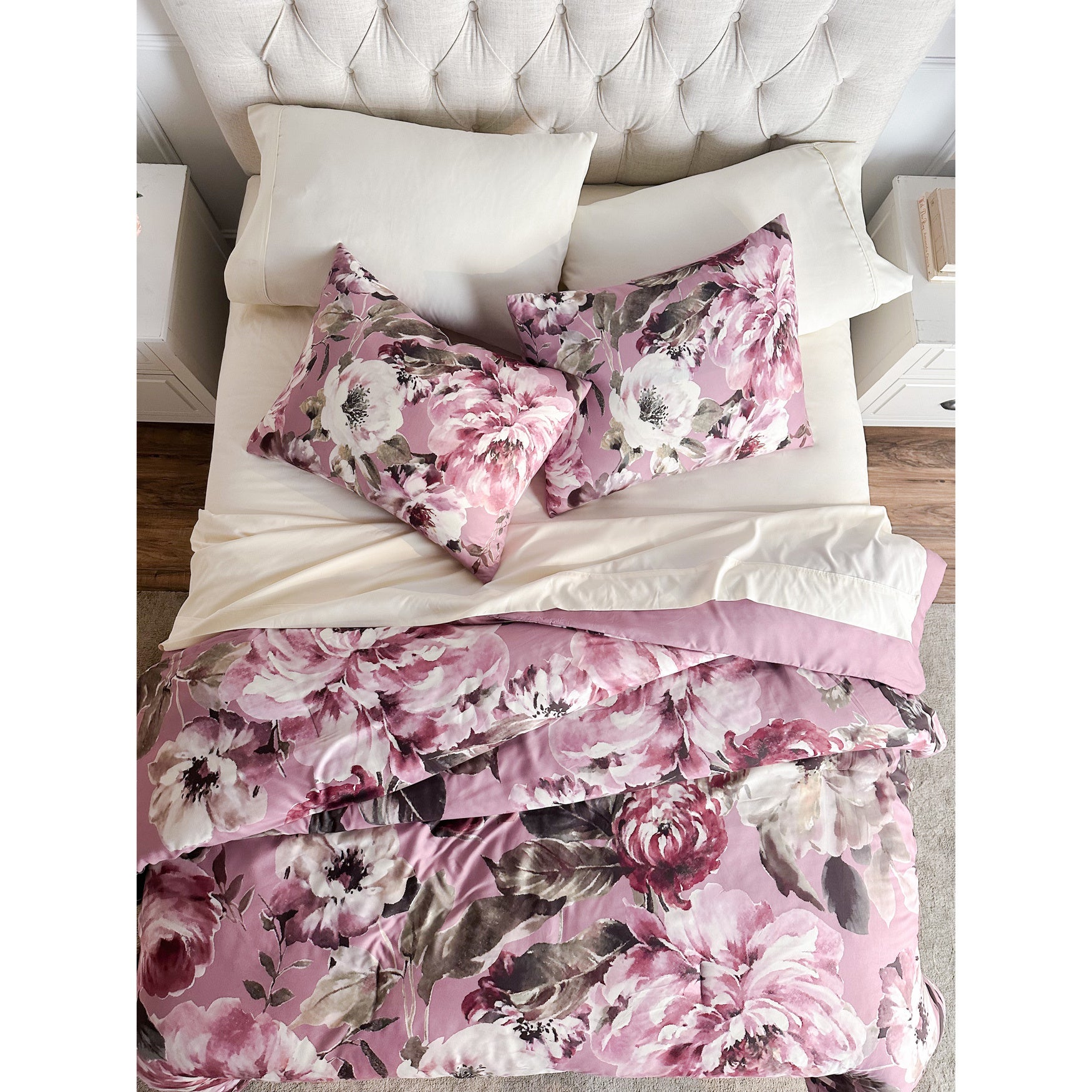 Eleanor Comforter Set image number 1