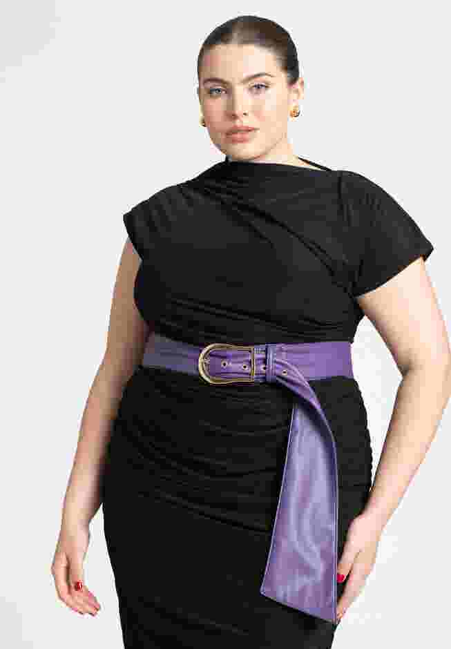 Gathered Belt With Buckle image number 1