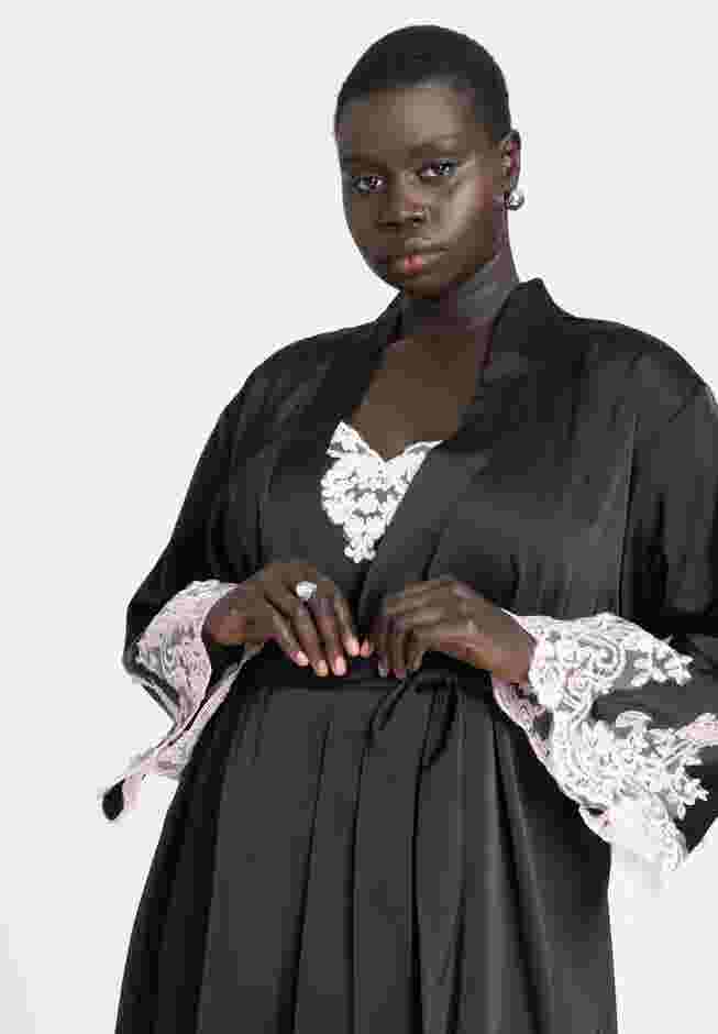 Lace And Satin Duster image number 2