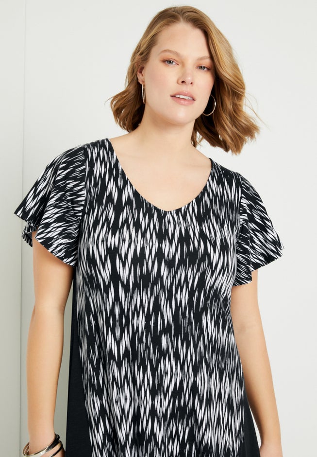 Flutter Sleeve Sweetheart Dress image number 3