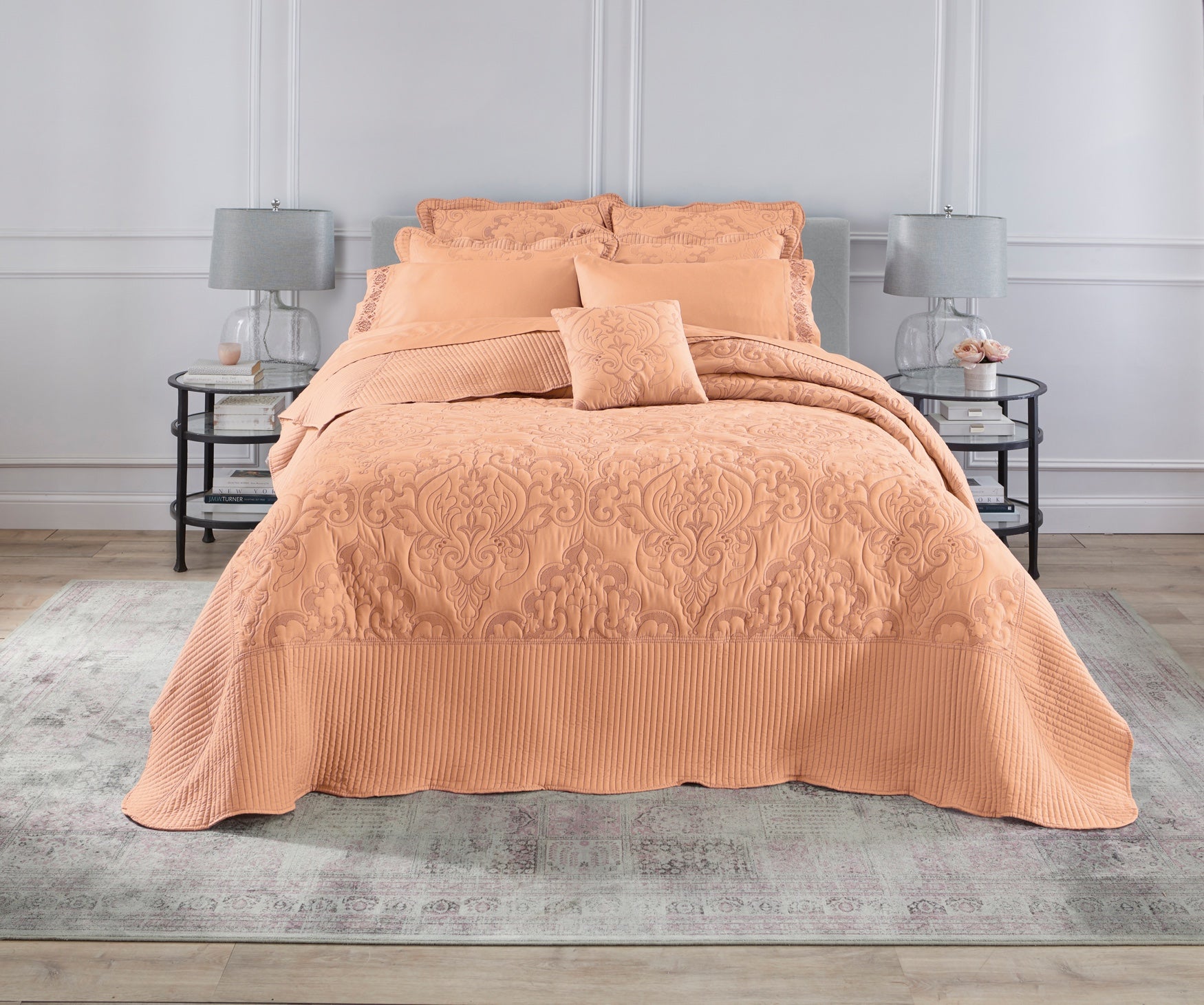 Amelia Bedspread image number 0