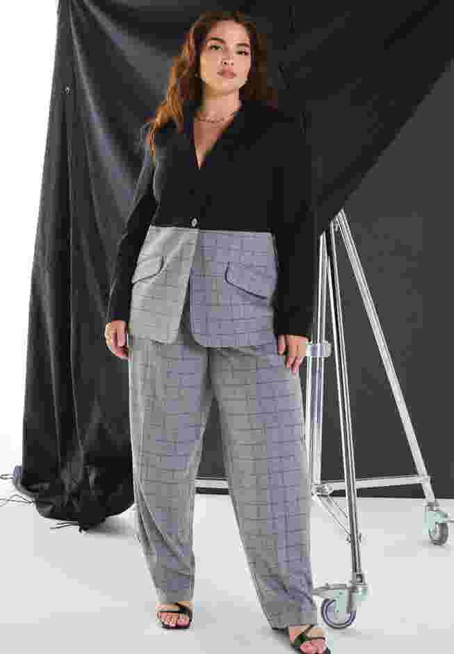 Pleat Front Trouser image number 0