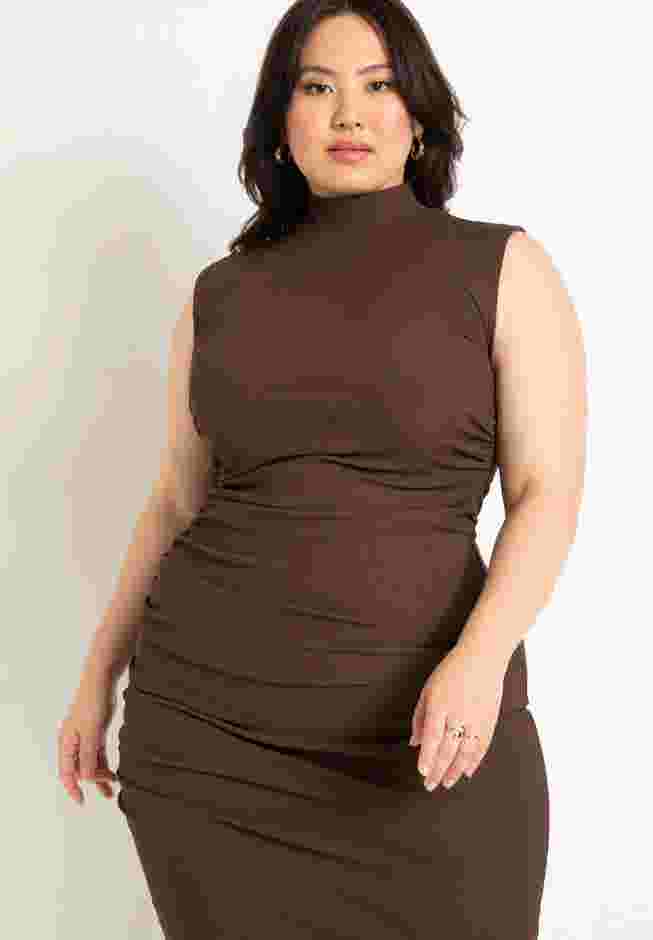 Ruched Detail Rib Dress image number 3