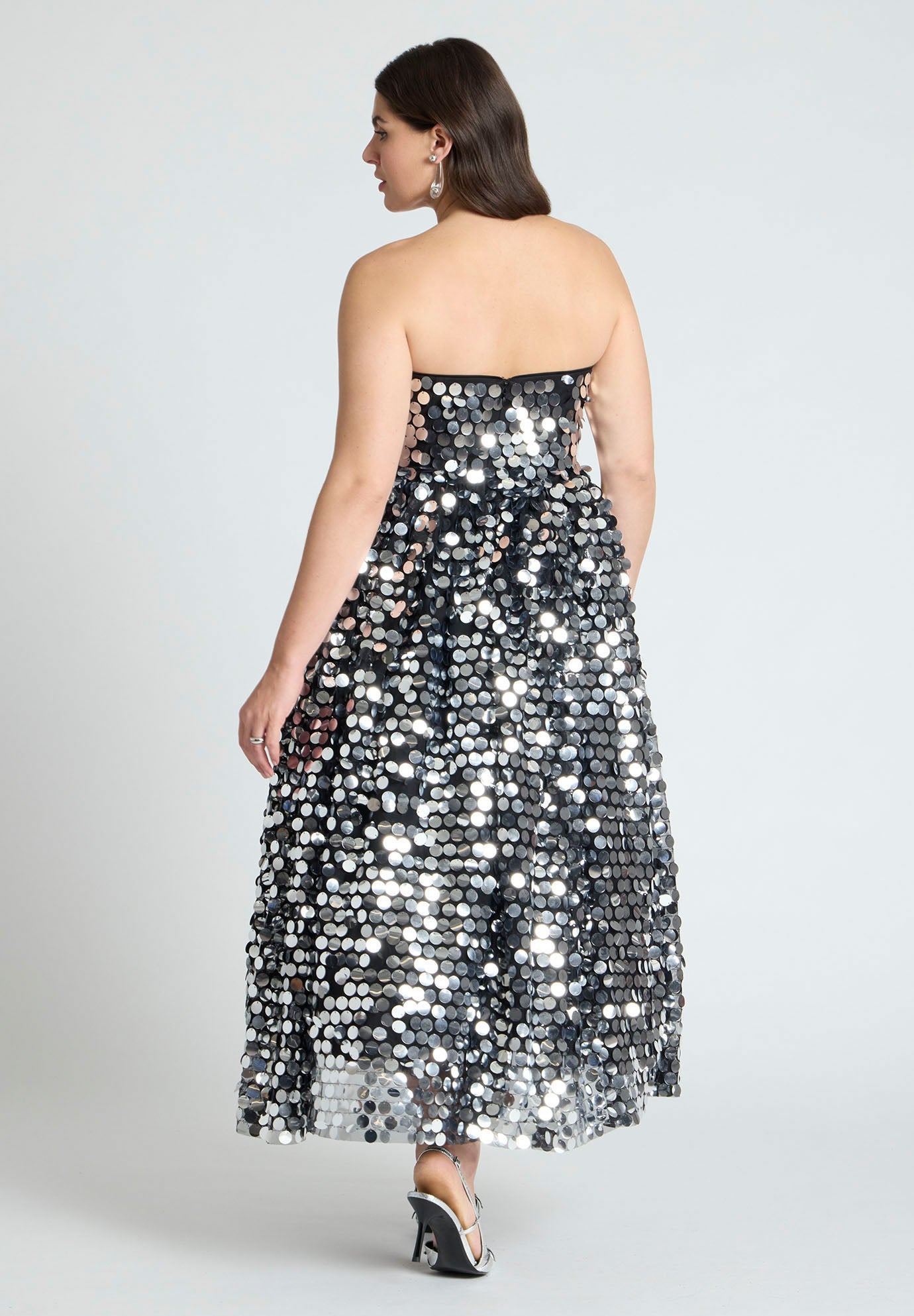 Paillette Dress With Big Skirt image number 3