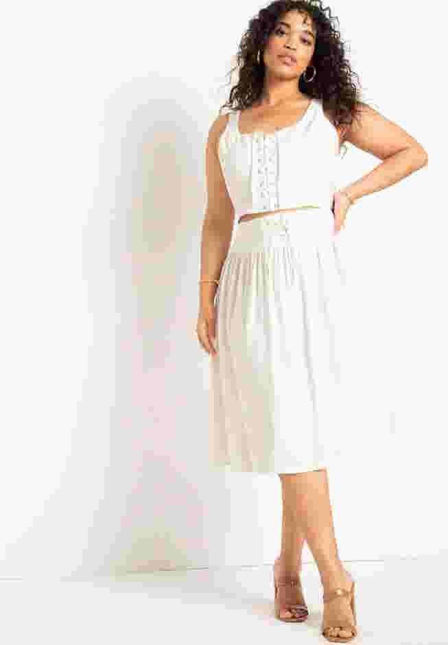 Lace Up Cropped Tank image number 3