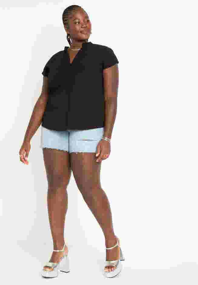 Lightweight Woven Blouse image number 3