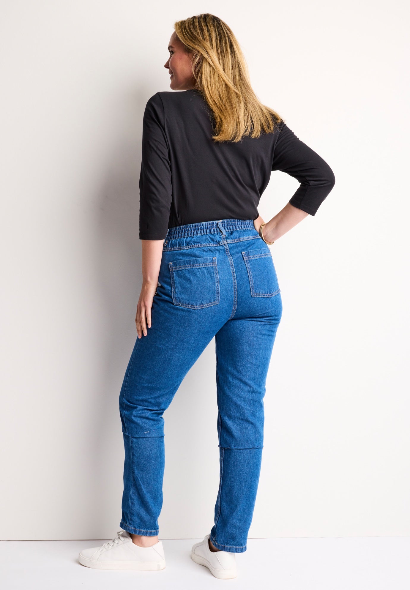 Perfect All-Cotton Back-Elastic Denim Jeans image number 10