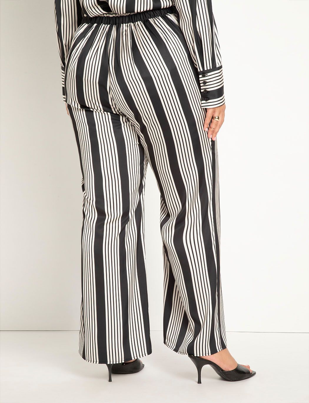 Flared Leg Pant image number 2