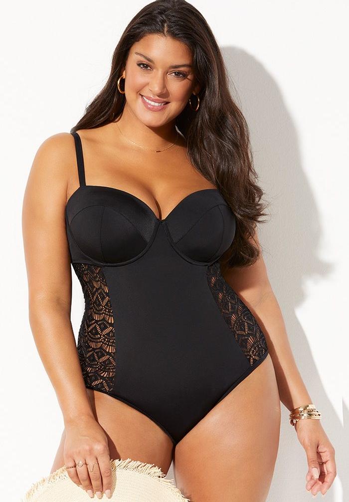 Crochet Underwire One Piece Swimsuit image number 2