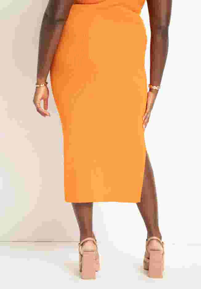 Twist Knit Midi Skirt with Slits image number 2