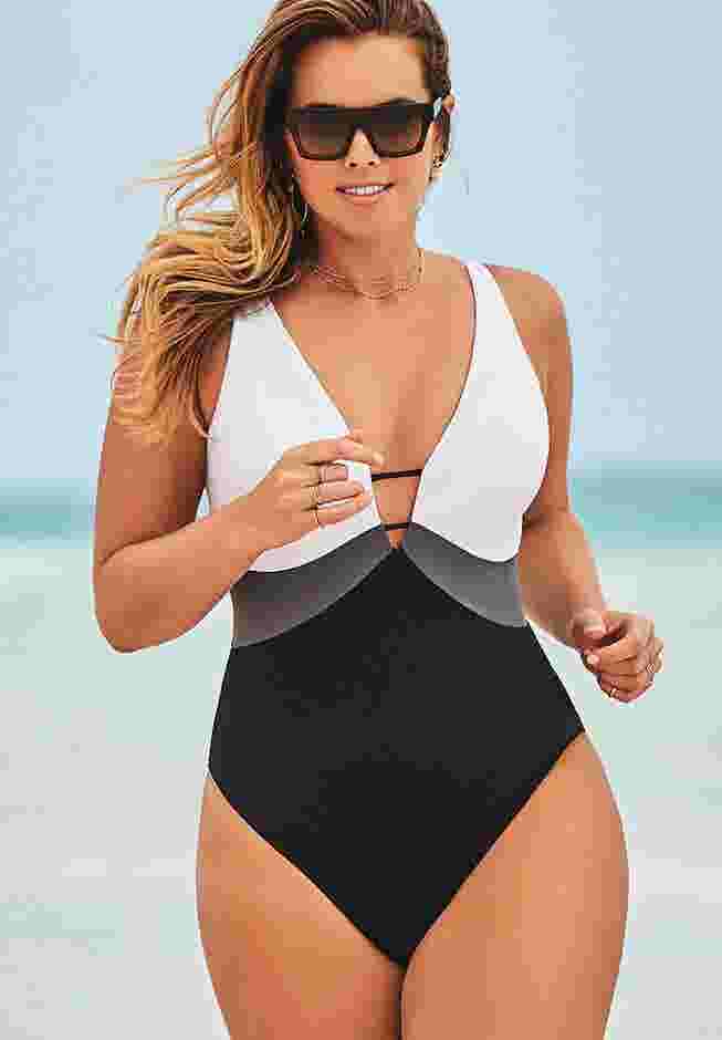 Colorblock V-Neck One Piece Swimsuit image number 2