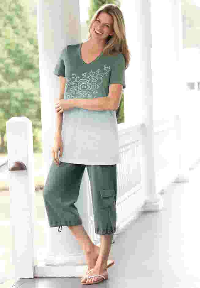 Short-Sleeve V-Neck Embroidered Dip Dye Tunic image number 6