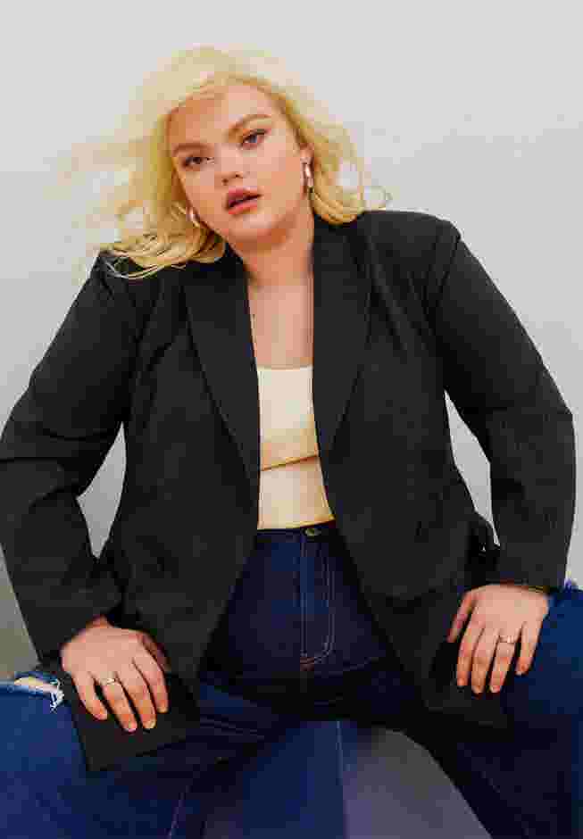 Menswear Pinstripe Blazer image number 3