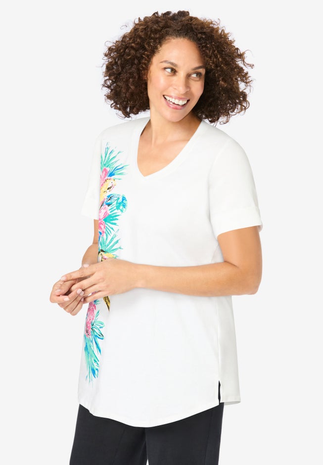 Two-Piece V-Neck Tunic & Capri Set image number 3