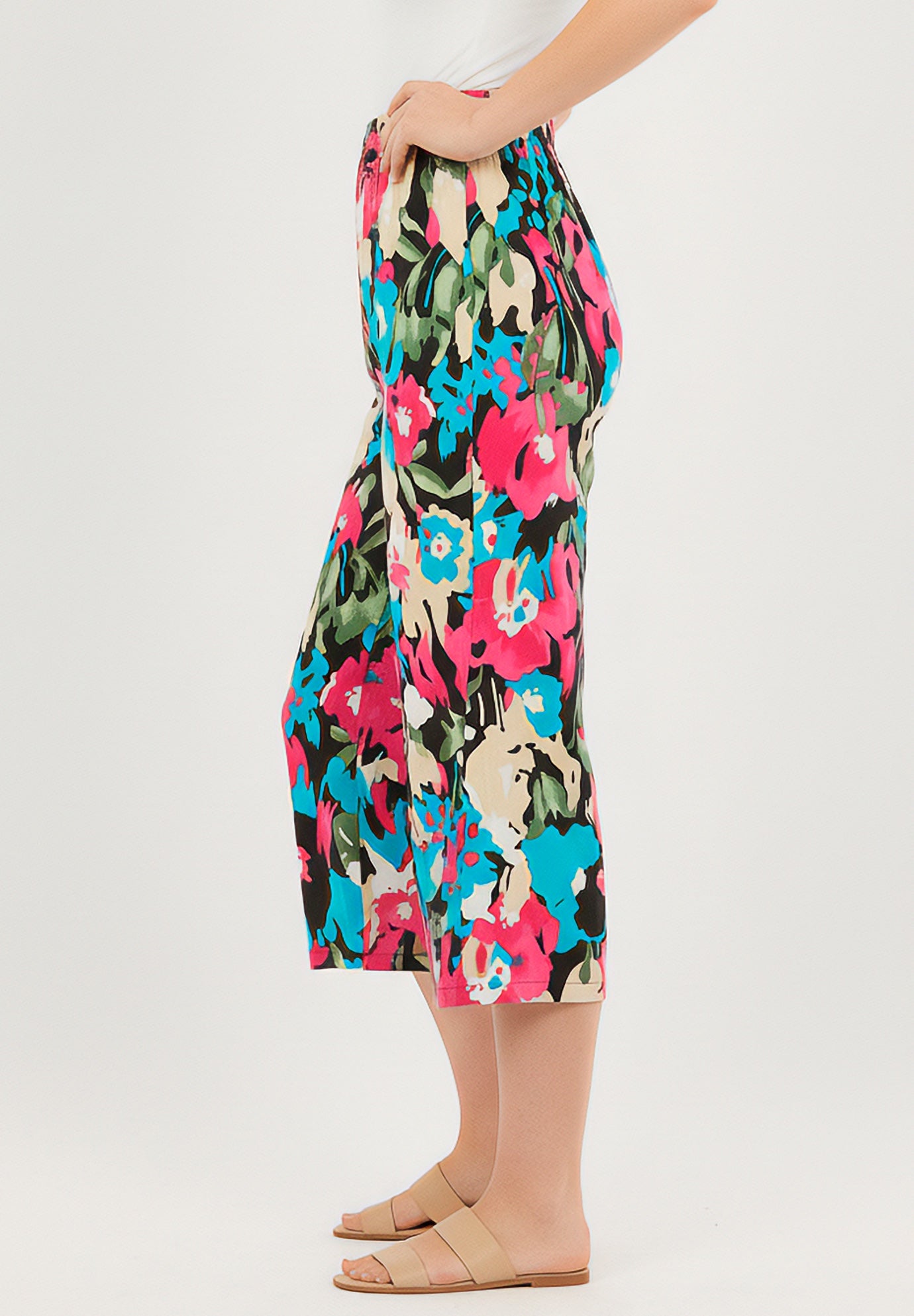Pull-On Elastic-Waist Soft Capri image number 2
