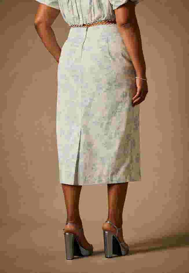 Bridal by ELOQUII Printed Pencil Skirt image number 2