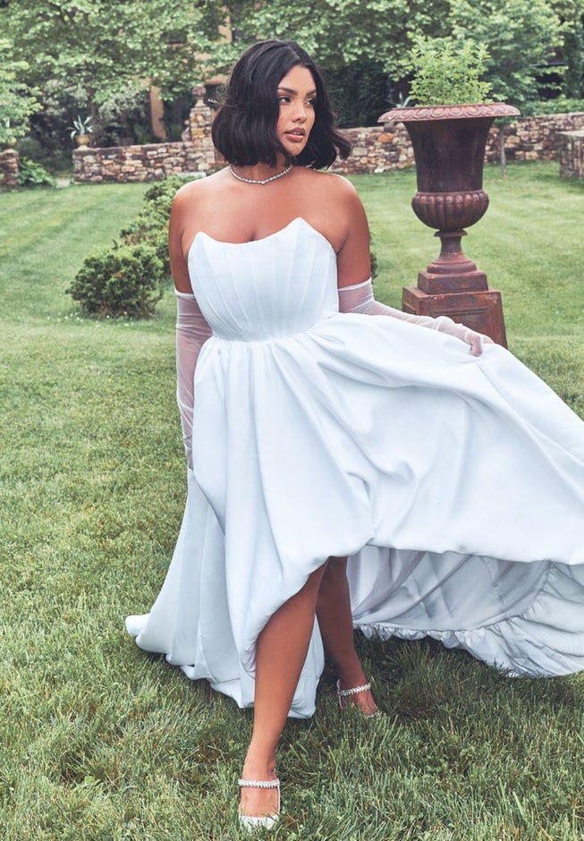 Bridal by ELOQUII Corset Gown With Bubble Skirt image number 3