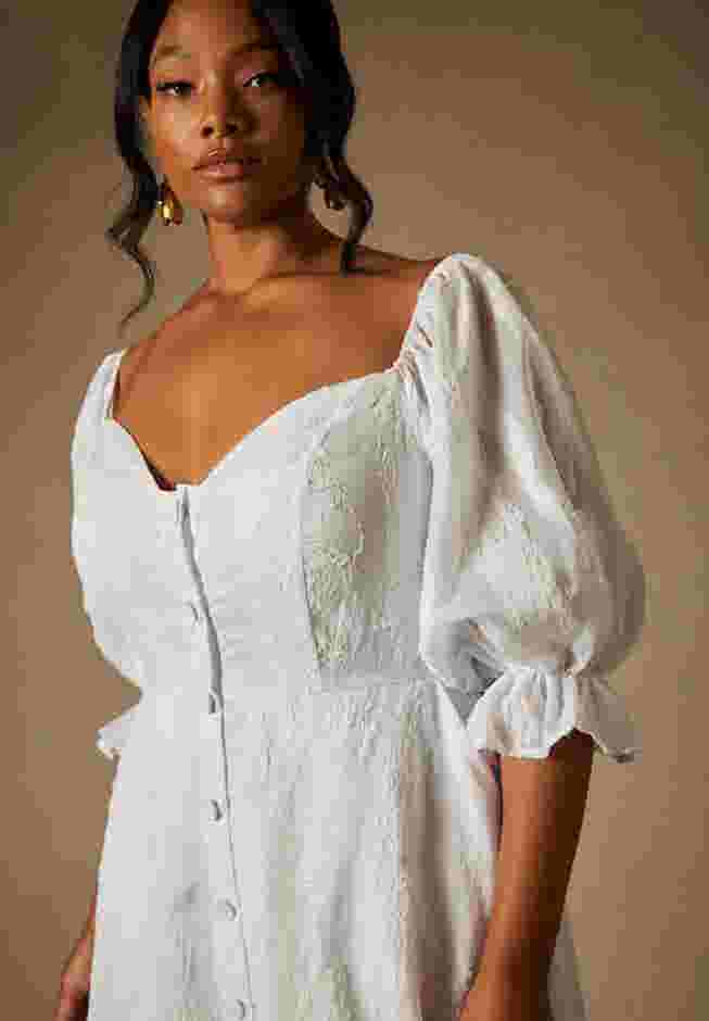 Bridal by ELOQUII Sweetheart Neck Dress image number 1