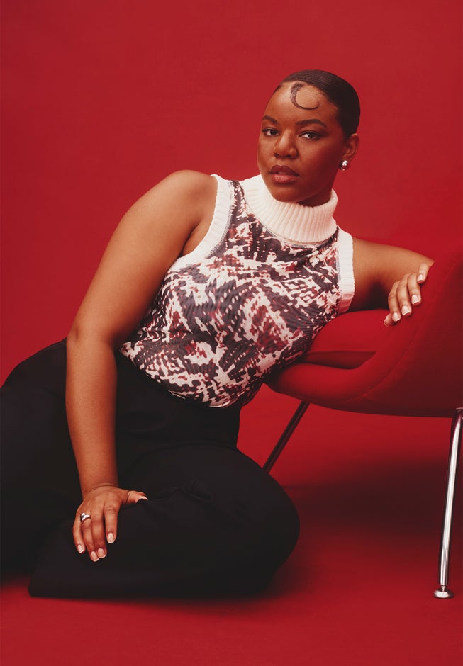 Sleeveless Printed Turtleneck Sweater image number 0