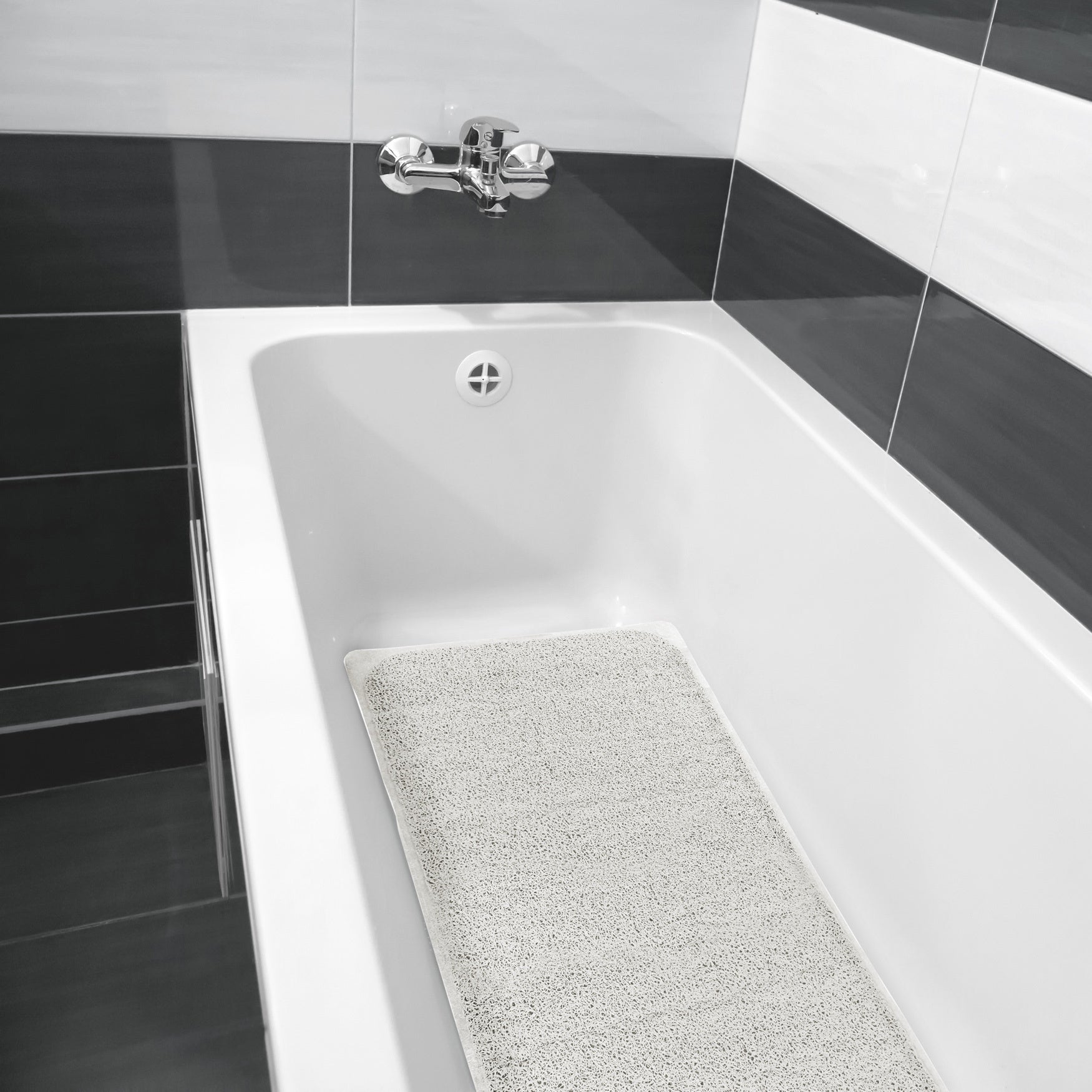 Loofah Bath Mat image number 0