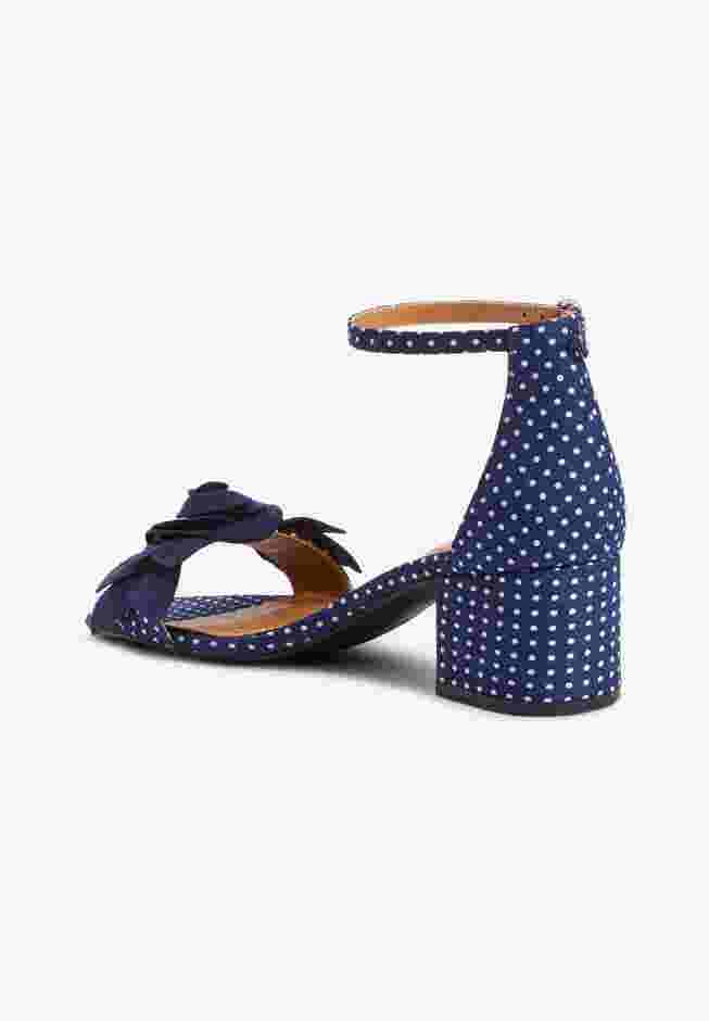 The Ona Sandal image number 1
