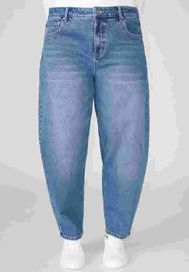 The Barrel Leg Jean image number 3