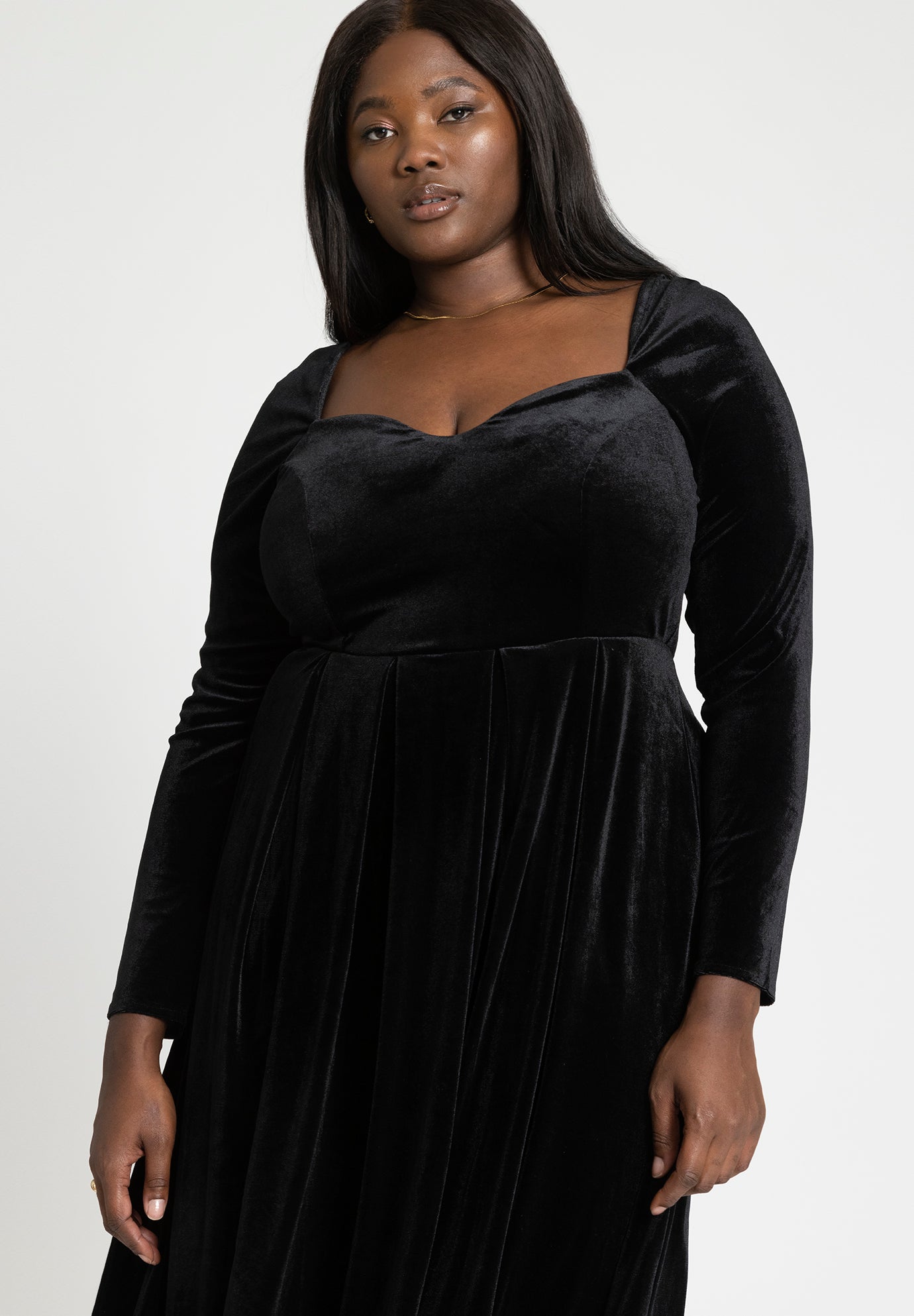 V Neck Pleated Front Dress image number 2