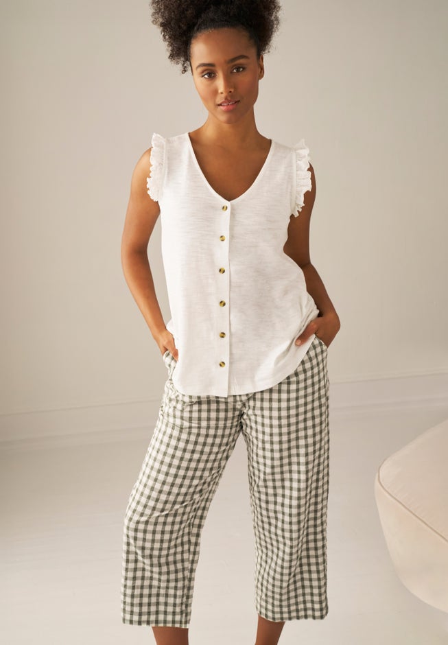 Gingham Crop Pants image number 3