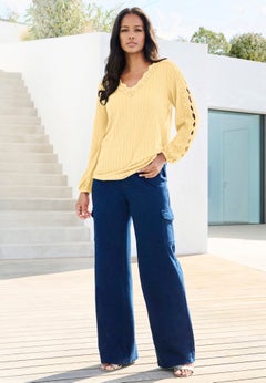 Lace Trim and Appliqu&eacute;d Tee