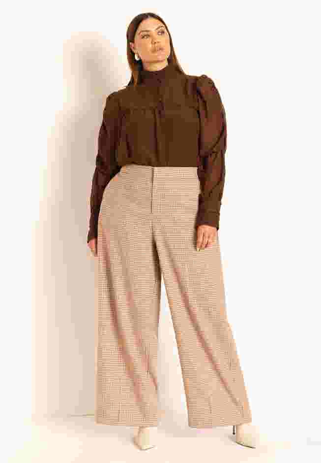 Romantic Puff Sleeve Blouse image number 2
