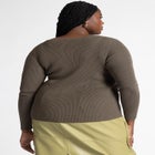 Scoop Neck Knitted Long Sleeve image number null