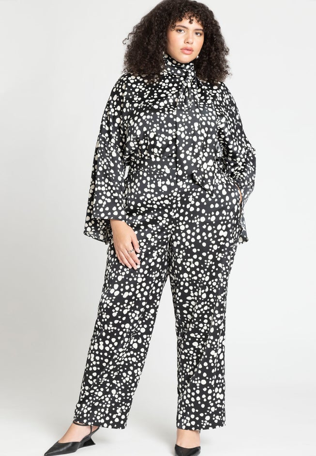 Relaxed Leg Trouser image number null