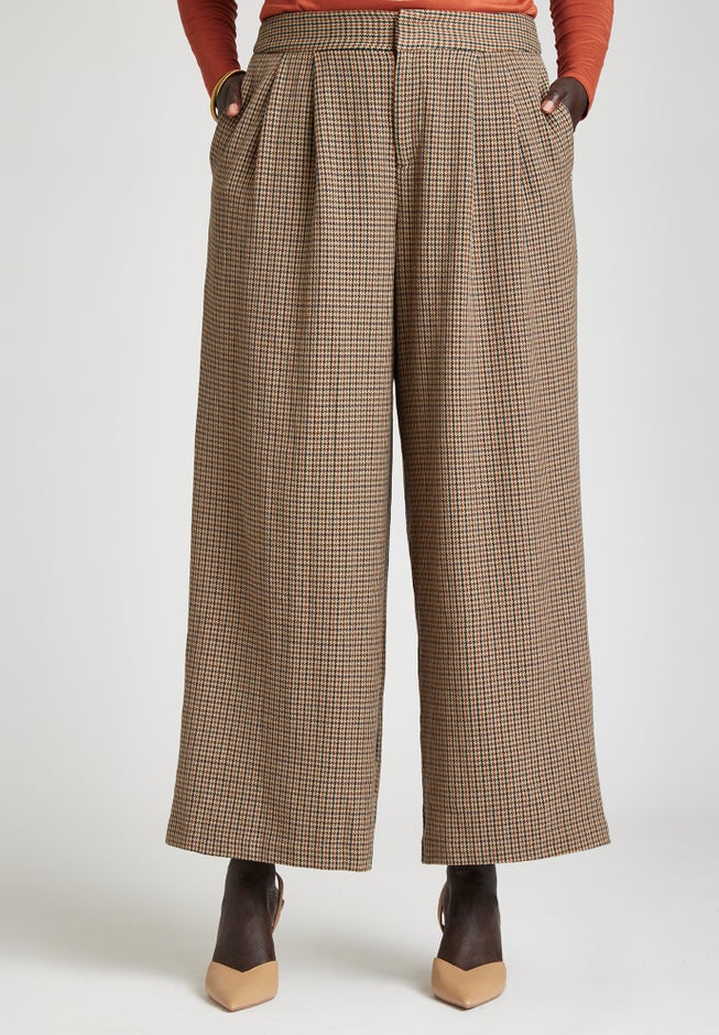 Pleated Wide Leg Pant image number null