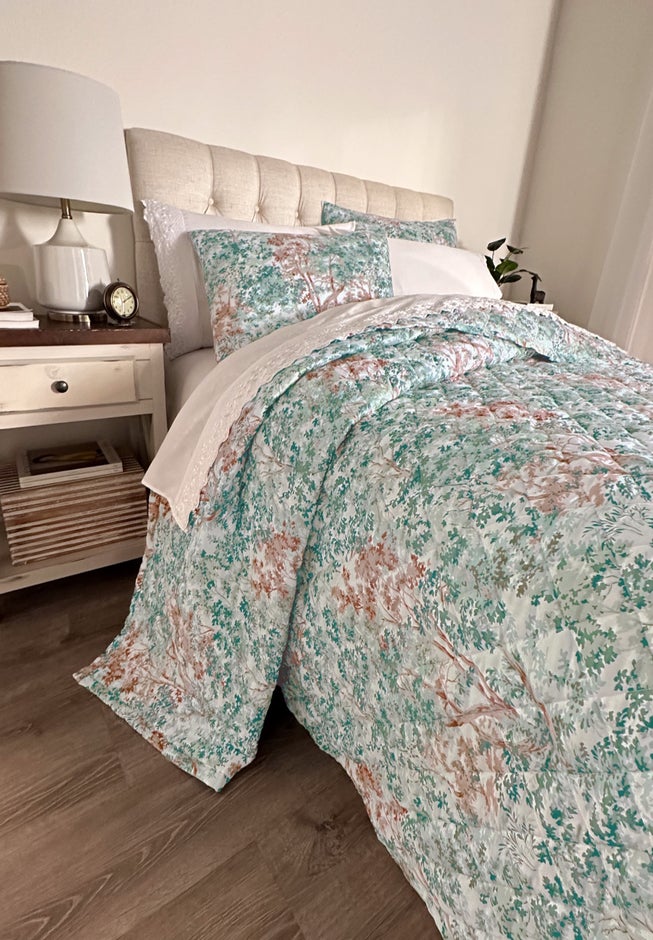 Foliage Bedspread image number 2