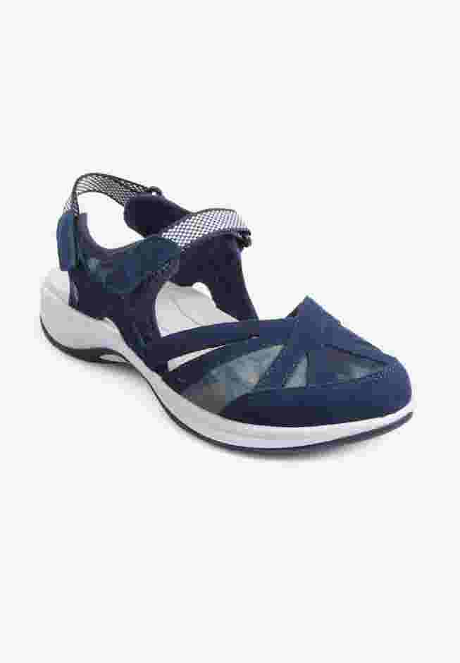 The Esplash Closed Toe Hiking Sandal image number 0