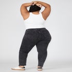 The Leigh Super Stretch Slim Leg Jean image number null