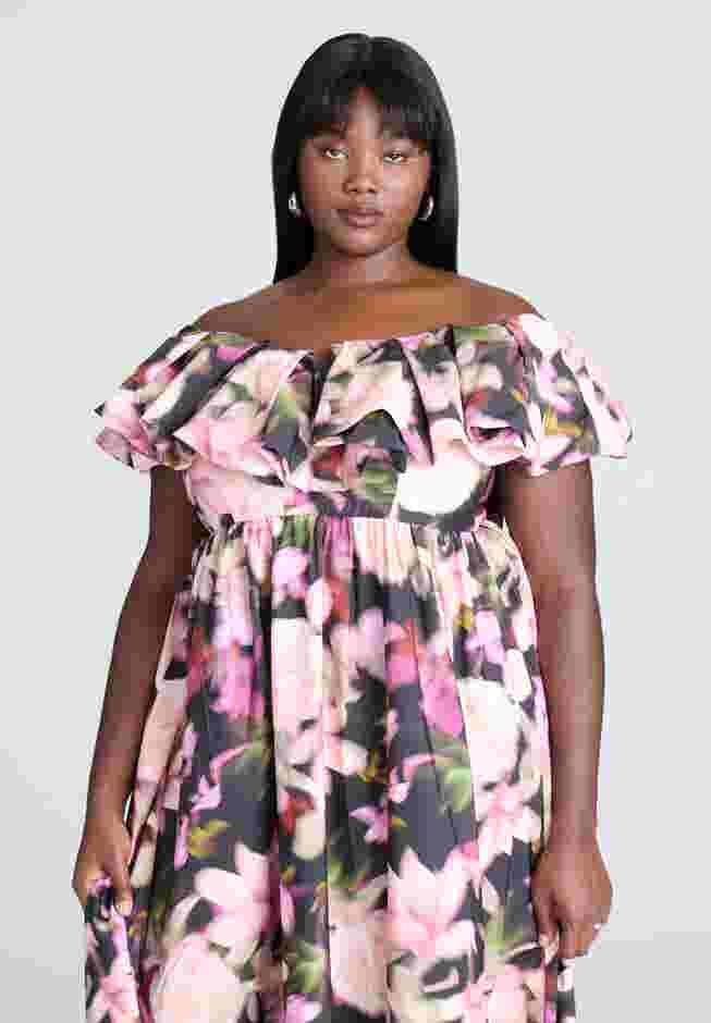 Ruffle Neckline Floral Dress image number 2