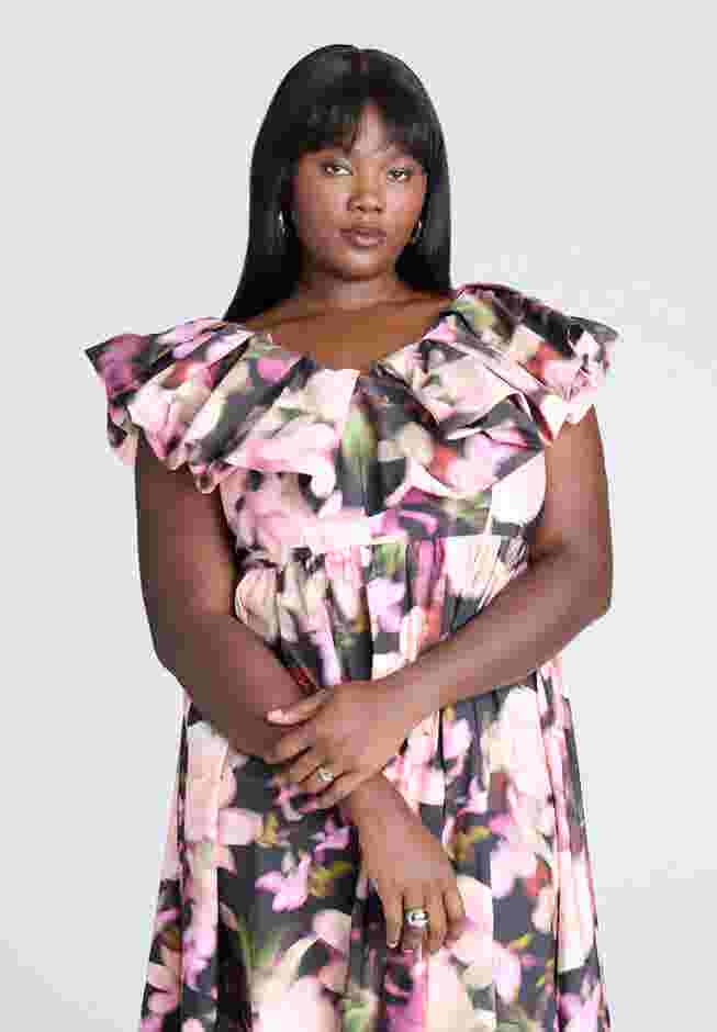 Ruffle Neckline Floral Dress image number 3