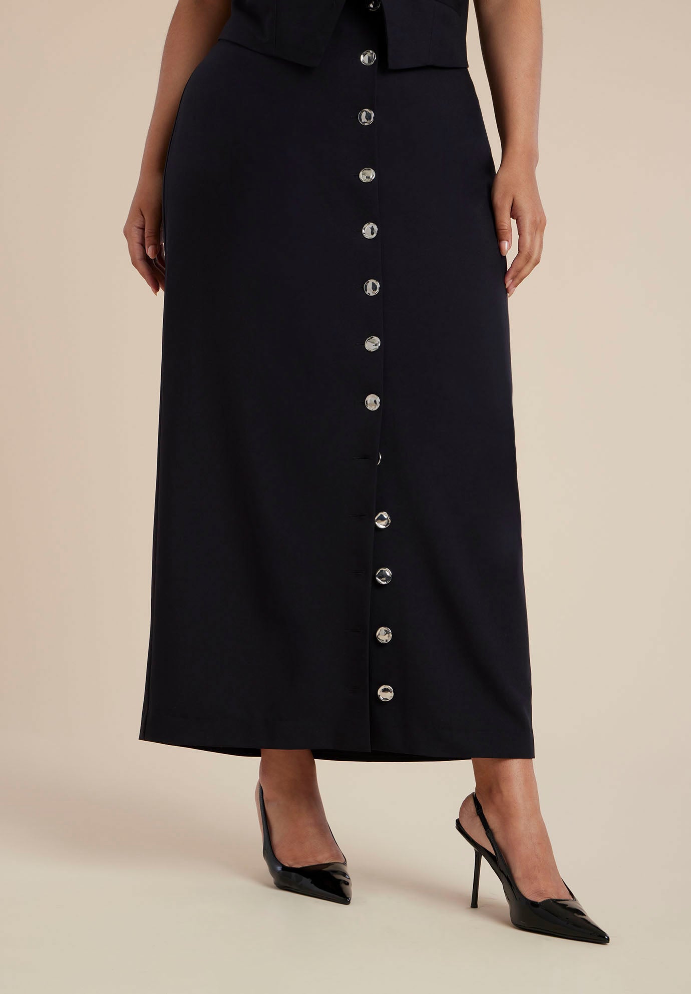 Buttoned Maxi Column Skirt image number 1