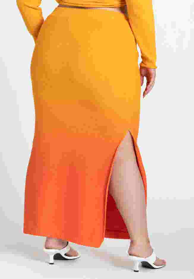 Ombre Knitted Maxi Skirt image number 2