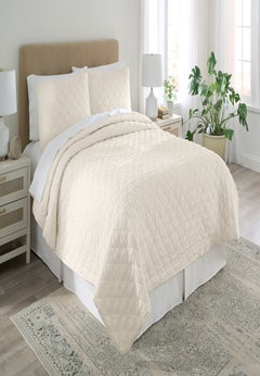 Castana Quilt Set