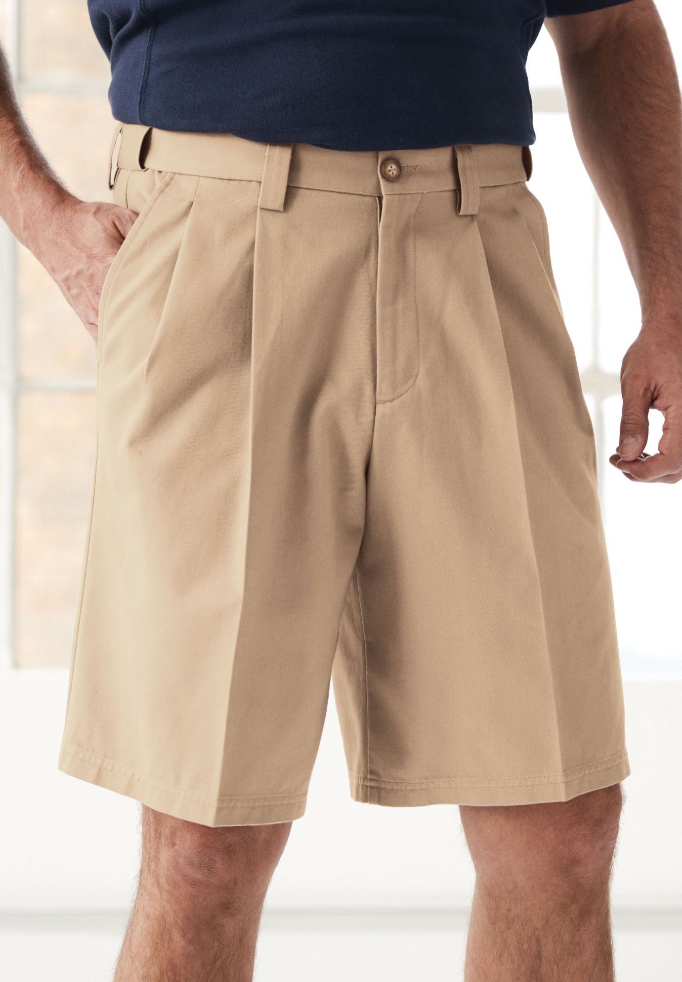Wrinkle-Free Expandable Waist Pleat Front Shorts image number 5