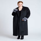 Gloves With Novelty Trim image number null