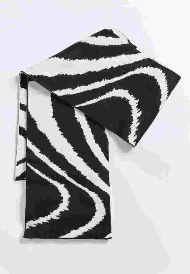 Zebra Intarsia Scarf image number 0