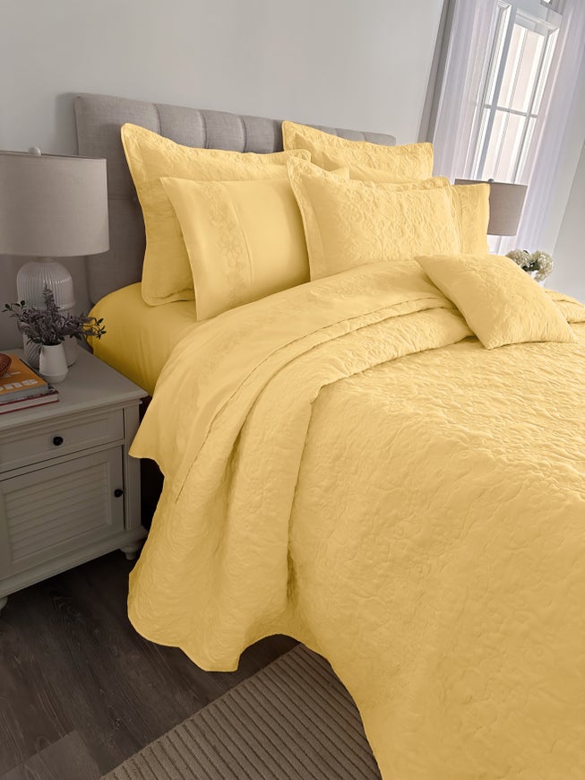 Anna Bedspread image number 0
