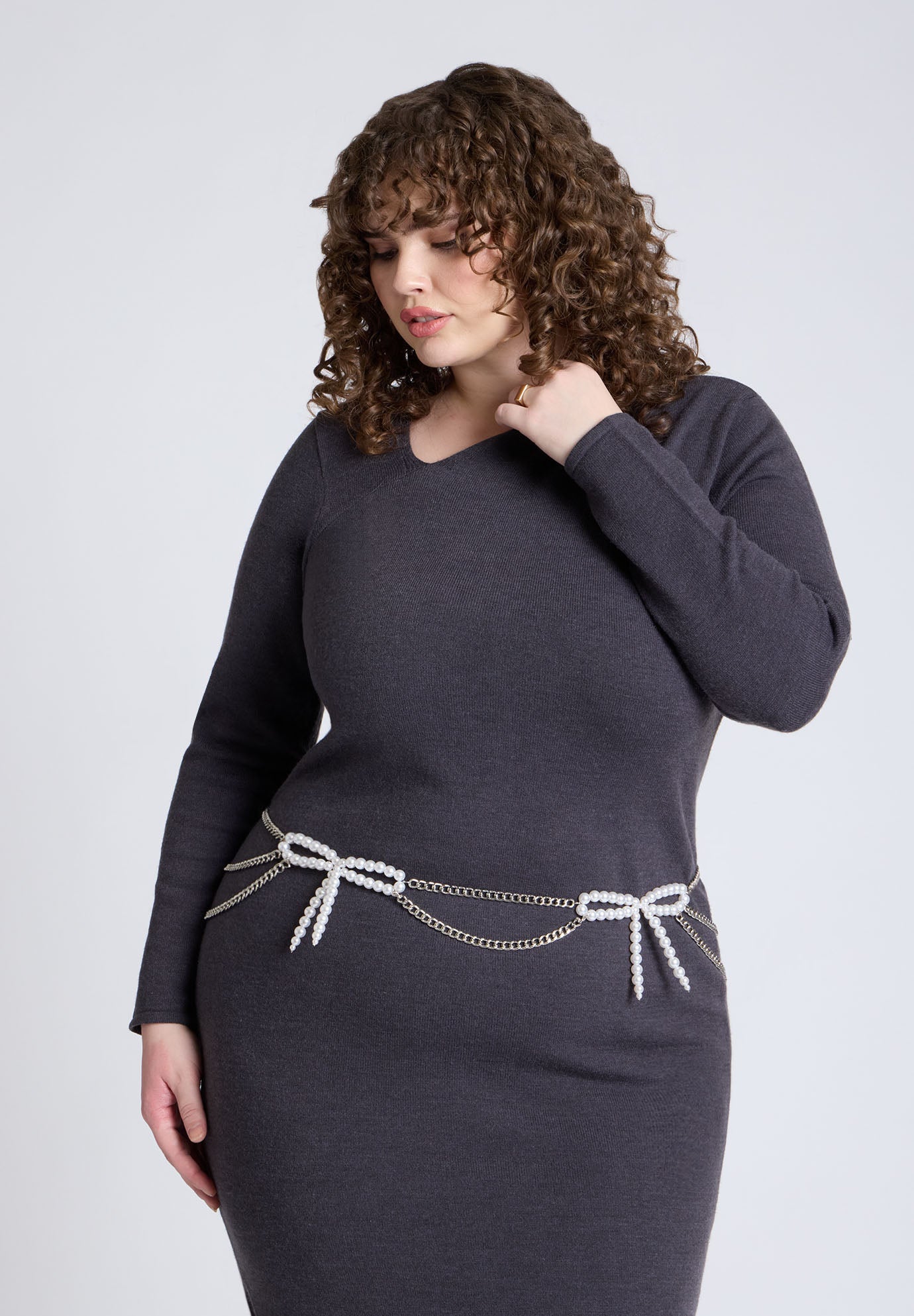 Pearl Bow Chain Belt image number 1