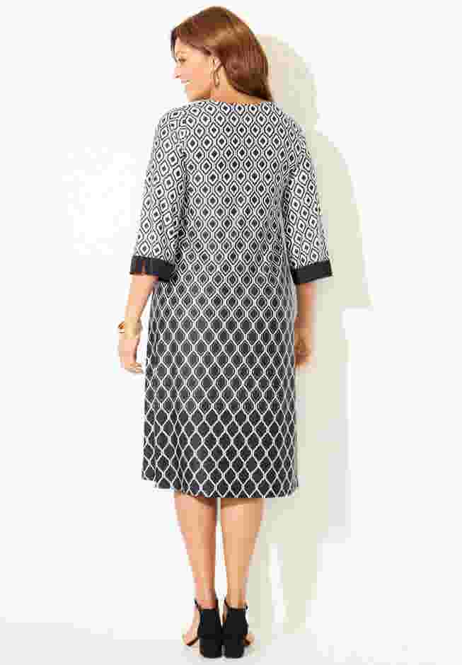 Contrast Border Notch Shift Dress image number 1