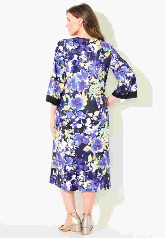 Contrast Border Notch Shift Dress image number 1