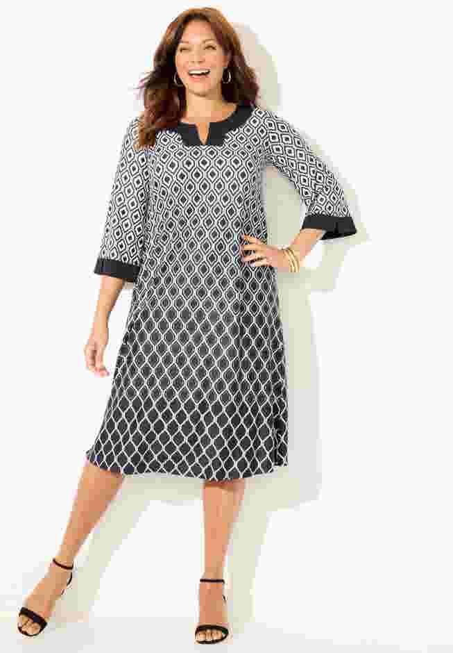 Contrast Border Notch Shift Dress image number 0