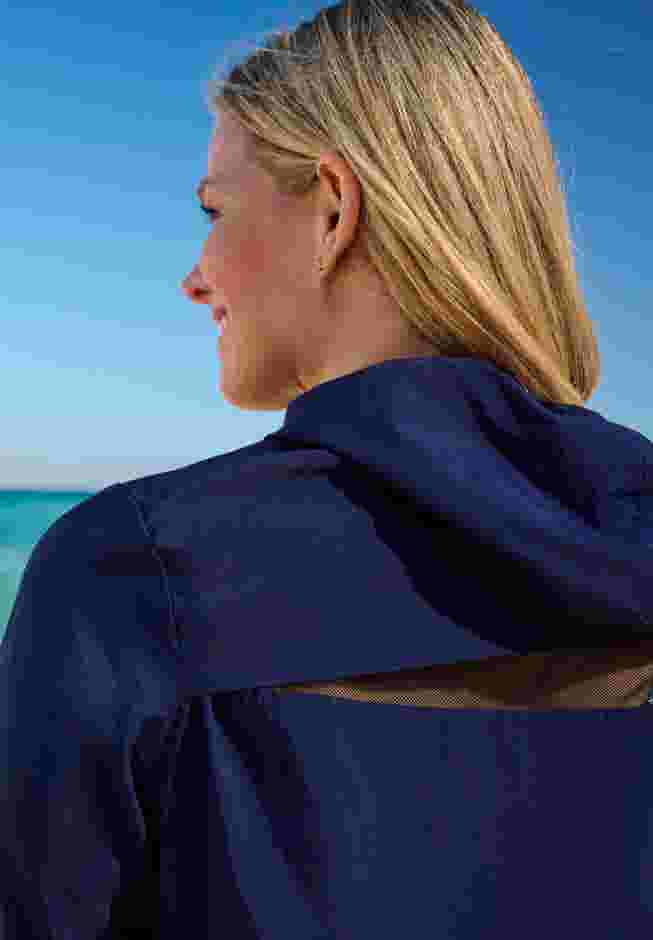 Hooded Taslon Cover Up image number 3